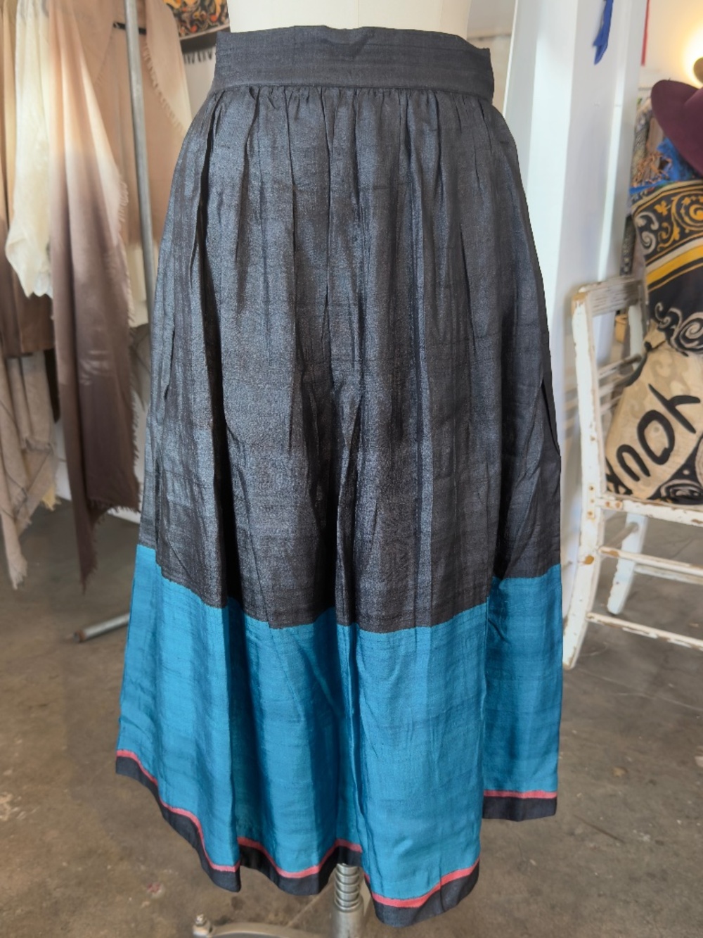 Nimbu IDI HP Silk Skirt in Black